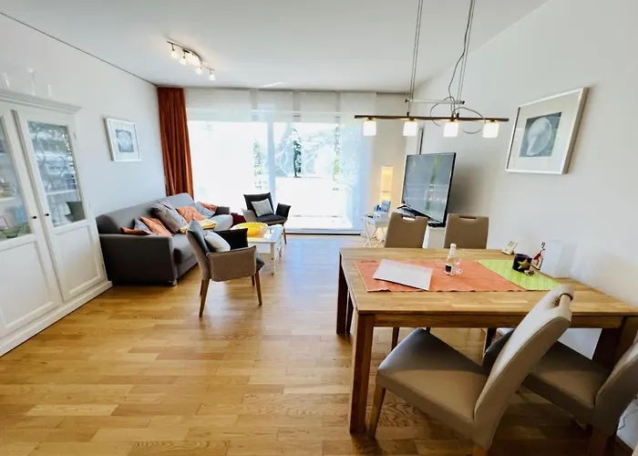 Residenz/seemuschel * Rostock